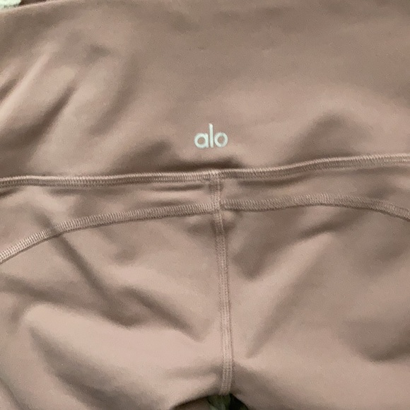 ALO Yoga dusty pink high waist strapped leg stirrup leggings - Picture 5 of 11